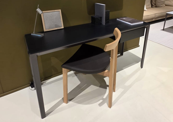 Escritorio Able con 1 cajón