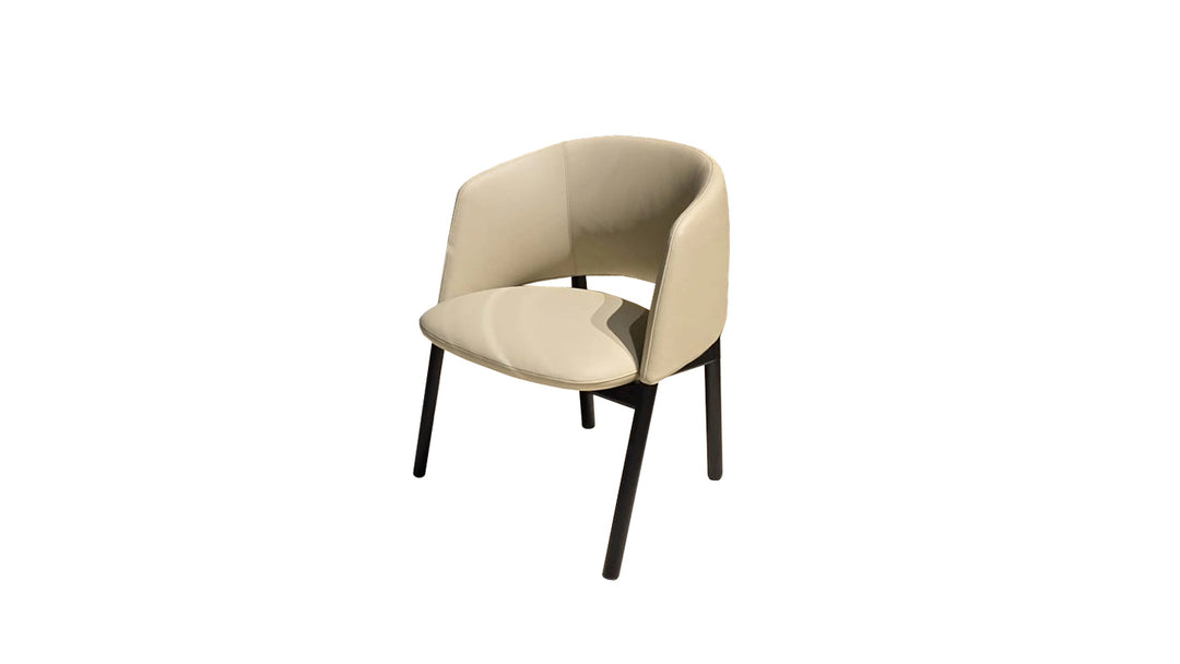 Silla de comedor con base de madera